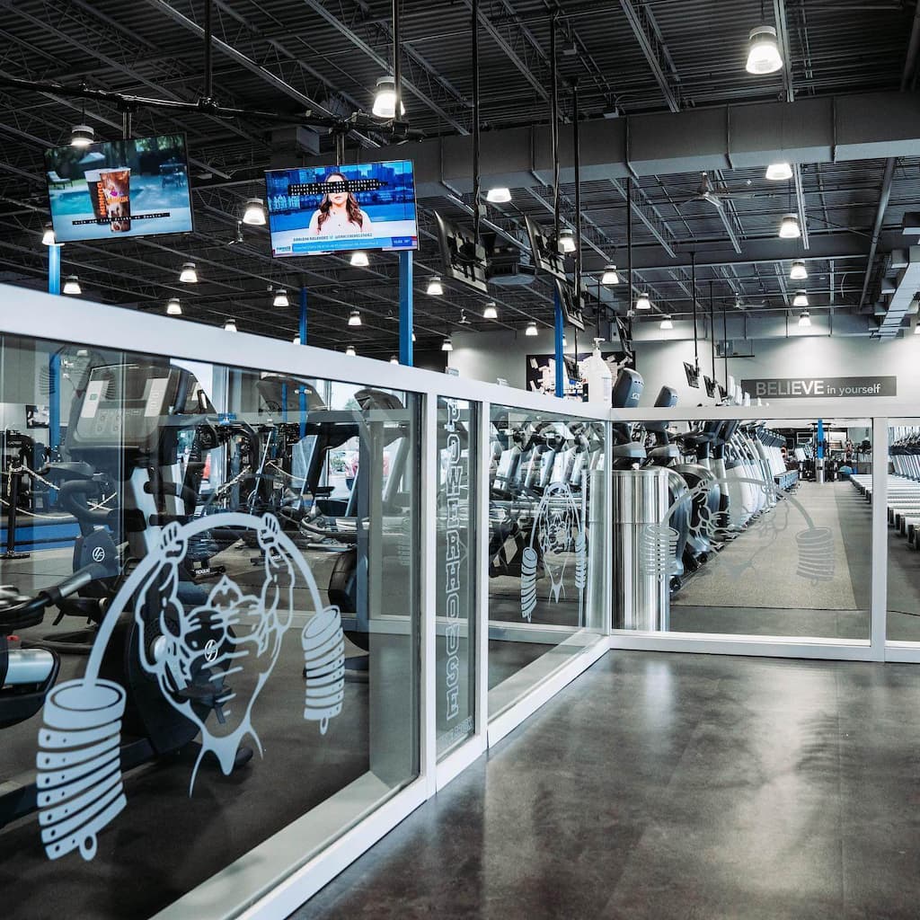 24-hour access to Powerhouse Gym Saddle Brook New Jersey